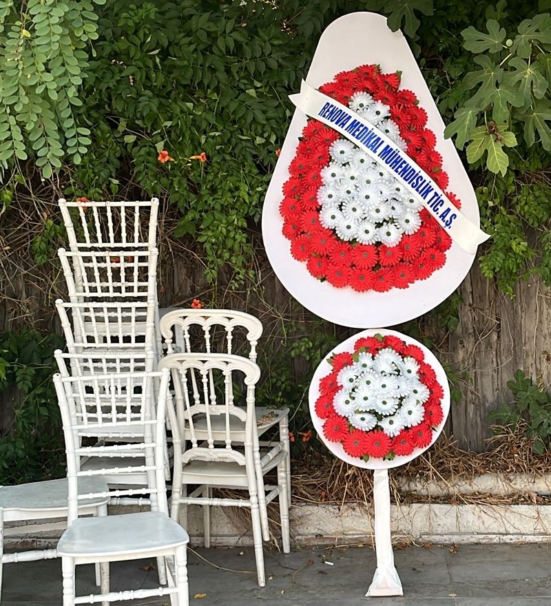 Kırmızı Beyaz Gerbera İki Katlı Açılış ve Düğün Çelengi