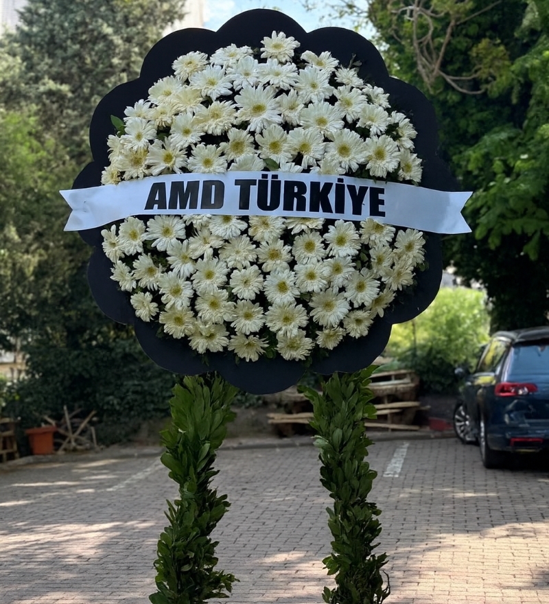 Saf Beyaz Gerbera Cenaze ve Taziye Çelengi