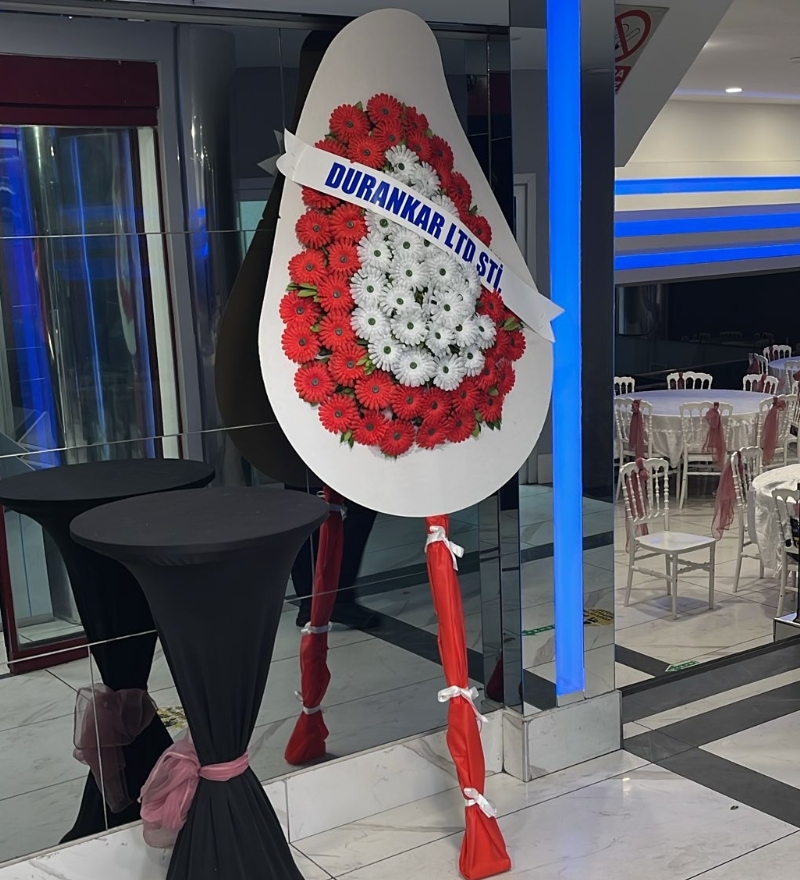 Kırmızı Beyaz Gerbera Düğün ve Tören Çelengi